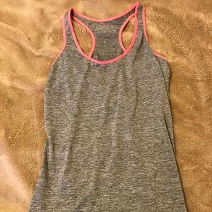 Mta sport tank top